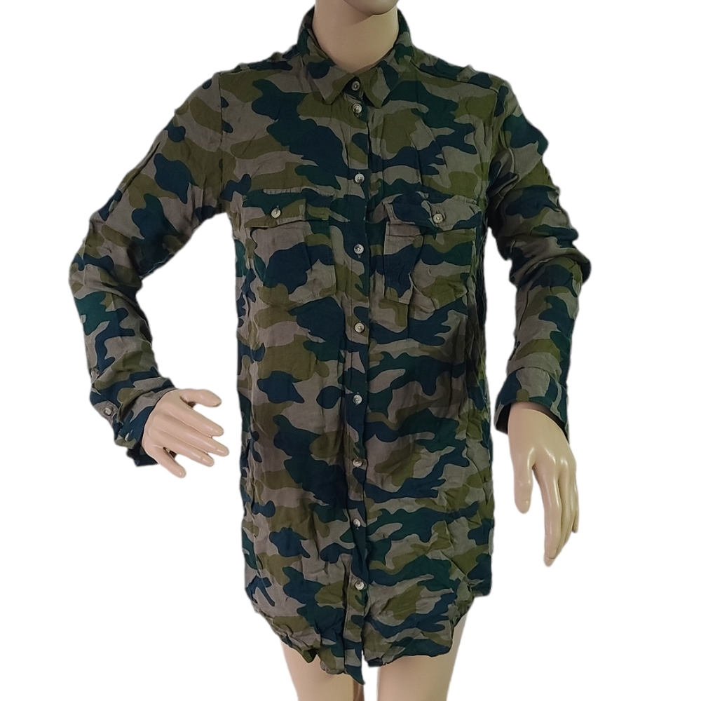 Divided by H&M long botton up Camo shirt